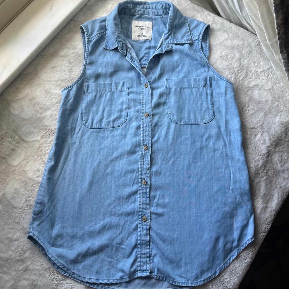Cowgirl Light Wash Jean Collared Tank Button Up